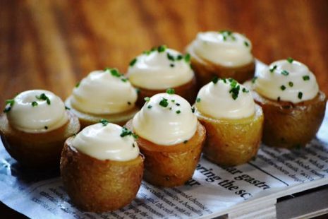 Baby potatoes with cream cheese